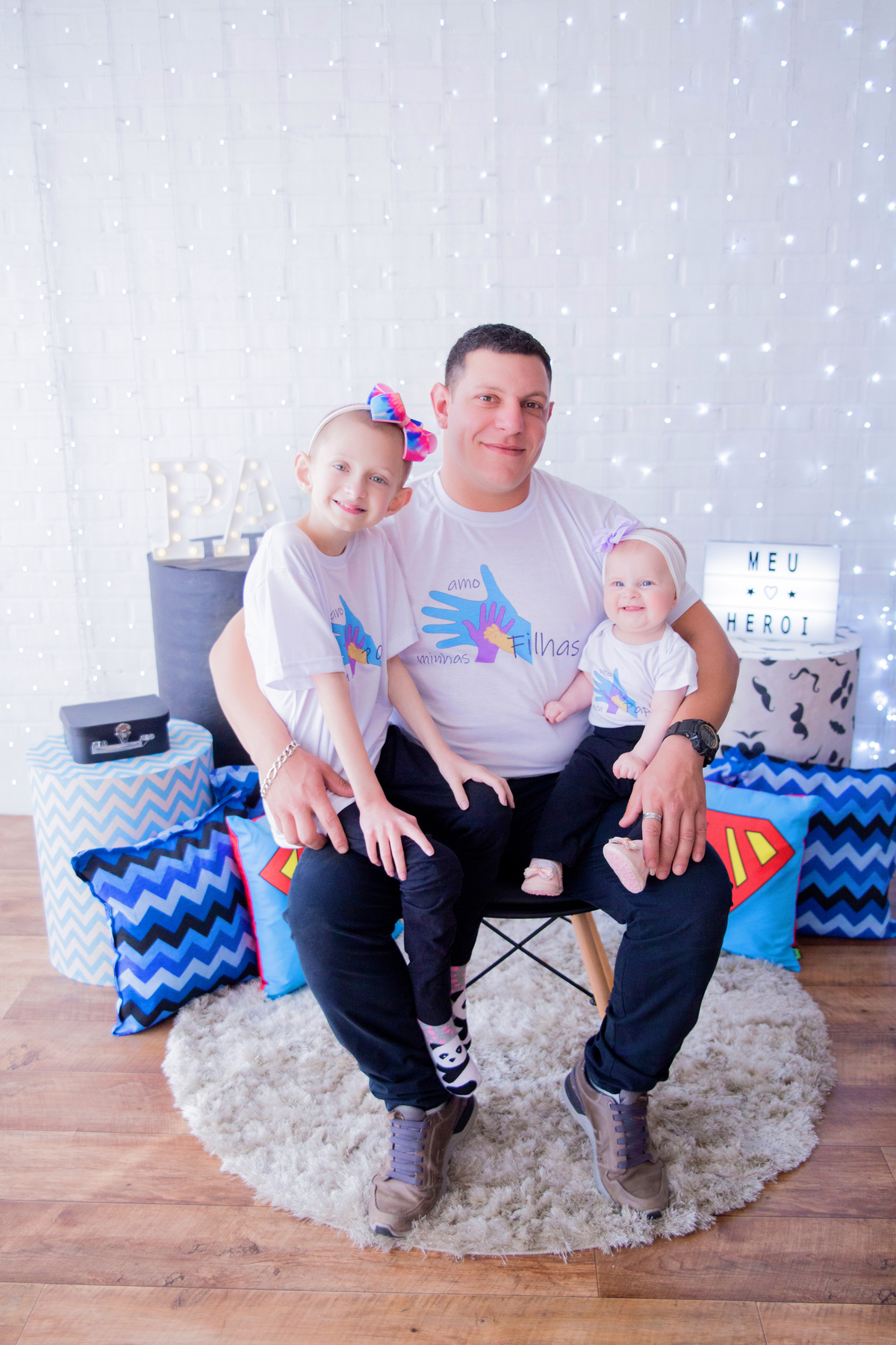 acompanhamento mensal de bebe caxias do sul figurino cenario tematico  personagem foto infantil serra gaucha fotografia familia mundo azul rosa ensaio fotografico crianca newborn baby menino menina smash the cake esmague o bolo banheira urso circo