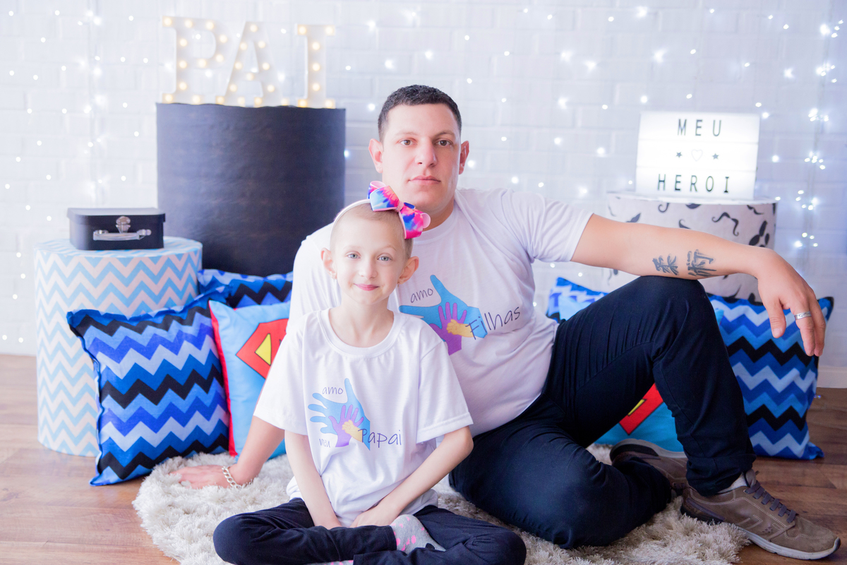 acompanhamento mensal de bebe caxias do sul figurino cenario tematico  personagem foto infantil serra gaucha fotografia familia mundo azul rosa ensaio fotografico crianca newborn baby menino menina smash the cake esmague o bolo banheira urso circo