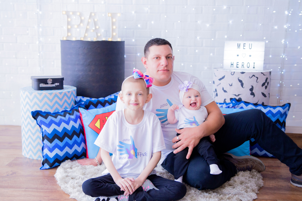 acompanhamento mensal de bebe caxias do sul figurino cenario tematico  personagem foto infantil serra gaucha fotografia familia mundo azul rosa ensaio fotografico crianca newborn baby menino menina smash the cake esmague o bolo banheira urso circo