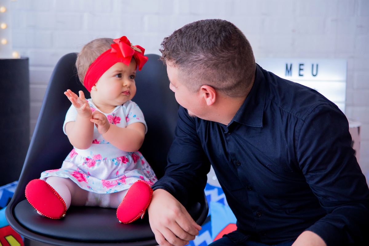acompanhamento mensal de bebe caxias do sul figurino cenario tematico  personagem foto infantil serra gaucha fotografia familia mundo azul rosa ensaio fotografico crianca newborn baby menino menina smash the cake esmague o bolo banheira urso circo