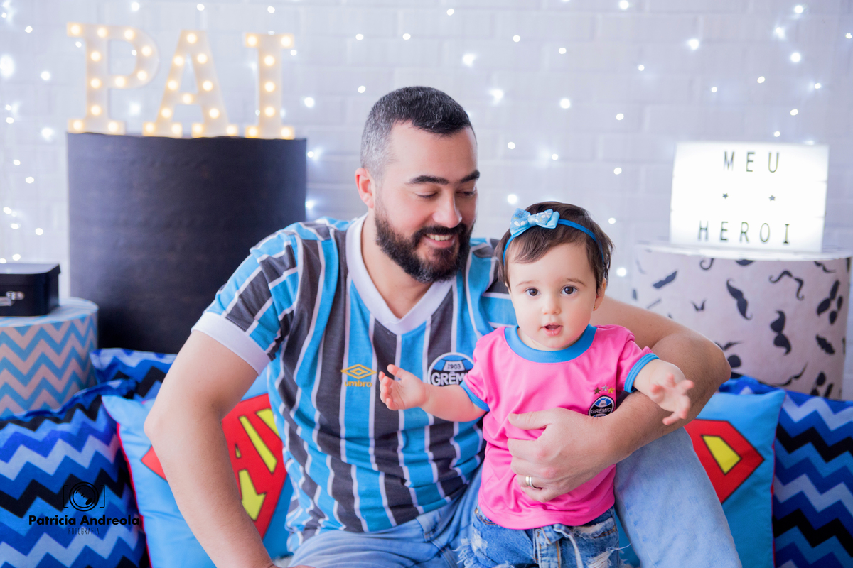 acompanhamento mensal de bebe caxias do sul figurino cenario tematico  personagem foto infantil serra gaucha fotografia familia mundo azul rosa ensaio fotografico crianca newborn baby menino menina smash the cake esmague o bolo banheira urso circo