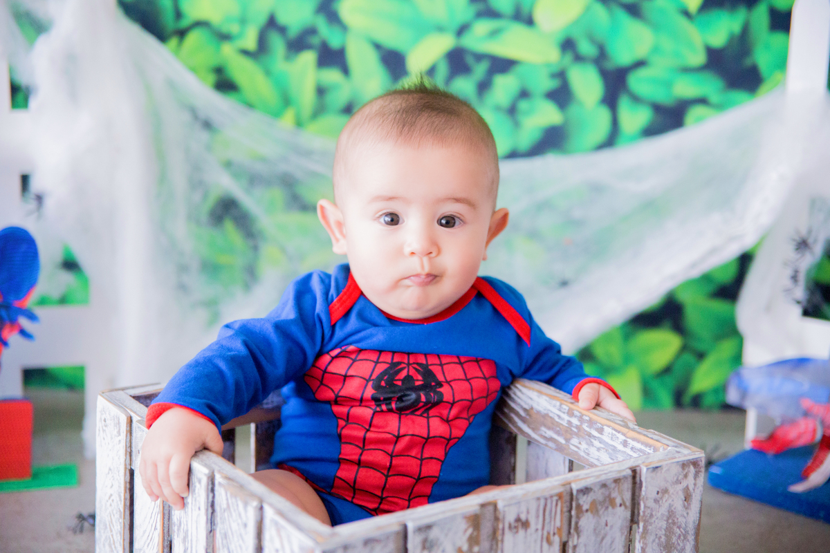 acompanhamento mensal de bebe caxias do sul figurino cenario tematico  personagem foto infantil serra gaucha fotografia familia mundo azul rosa ensaio fotografico crianca newborn baby menino menina smash the cake esmague o bolo banheira urso circo