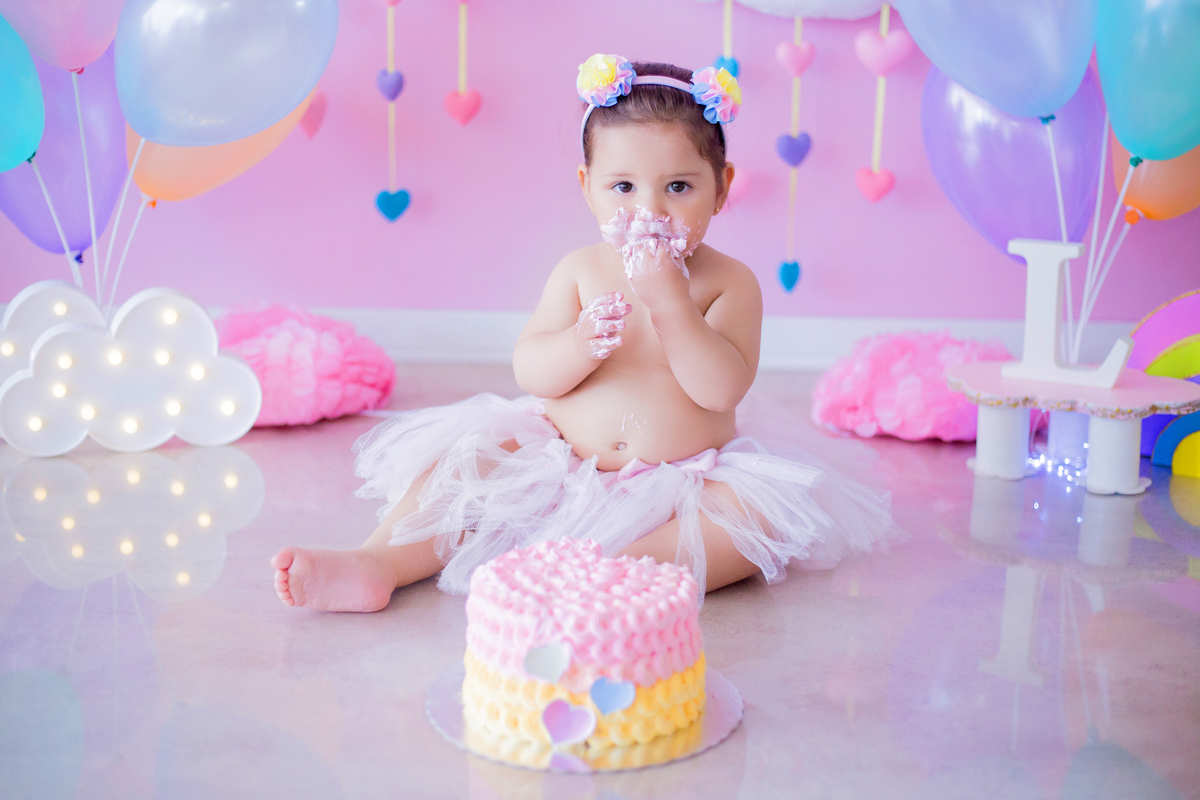 acompanhamento mensal de bebe caxias do sul figurino cenario tematico  personagem foto infantil serra gaucha fotografia familia mundo azul rosa ensaio fotografico crianca newborn baby menino menina smash the cake esmague o bolo banheira urso circo