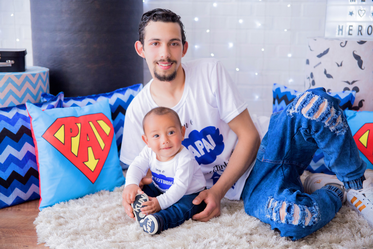 acompanhamento mensal de bebe caxias do sul figurino cenario tematico  personagem foto infantil serra gaucha fotografia familia mundo azul rosa ensaio fotografico crianca newborn baby menino menina smash the cake esmague o bolo banheira urso circo
