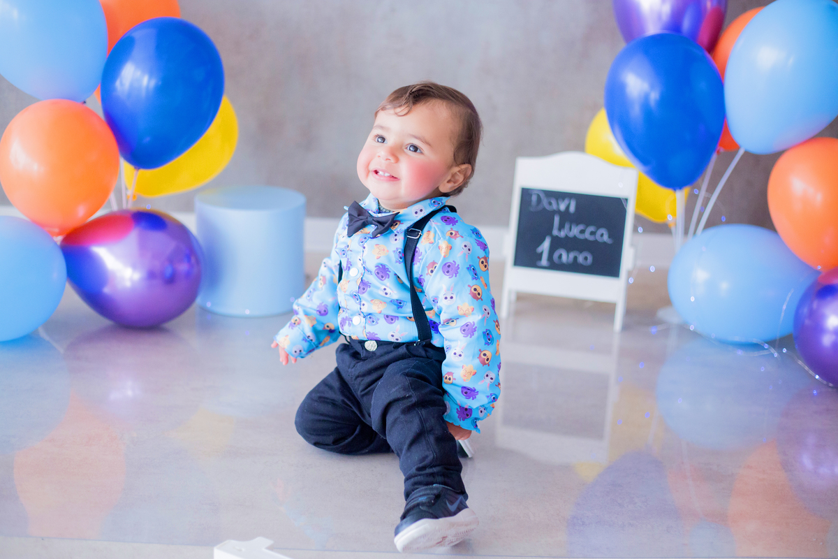 acompanhamento mensal de bebe caxias do sul figurino cenario tematico  personagem foto infantil serra gaucha fotografia familia mundo azul rosa ensaio fotografico crianca newborn baby menino menina smash the cake esmague o bolo banheira urso circo