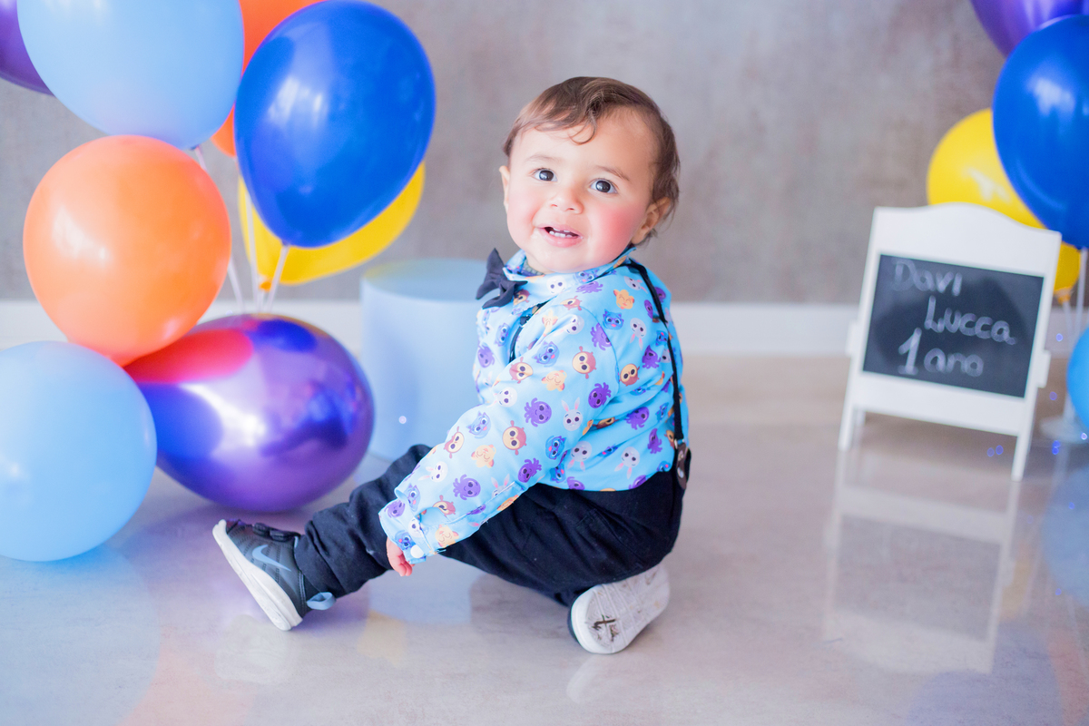 acompanhamento mensal de bebe caxias do sul figurino cenario tematico  personagem foto infantil serra gaucha fotografia familia mundo azul rosa ensaio fotografico crianca newborn baby menino menina smash the cake esmague o bolo banheira urso circo