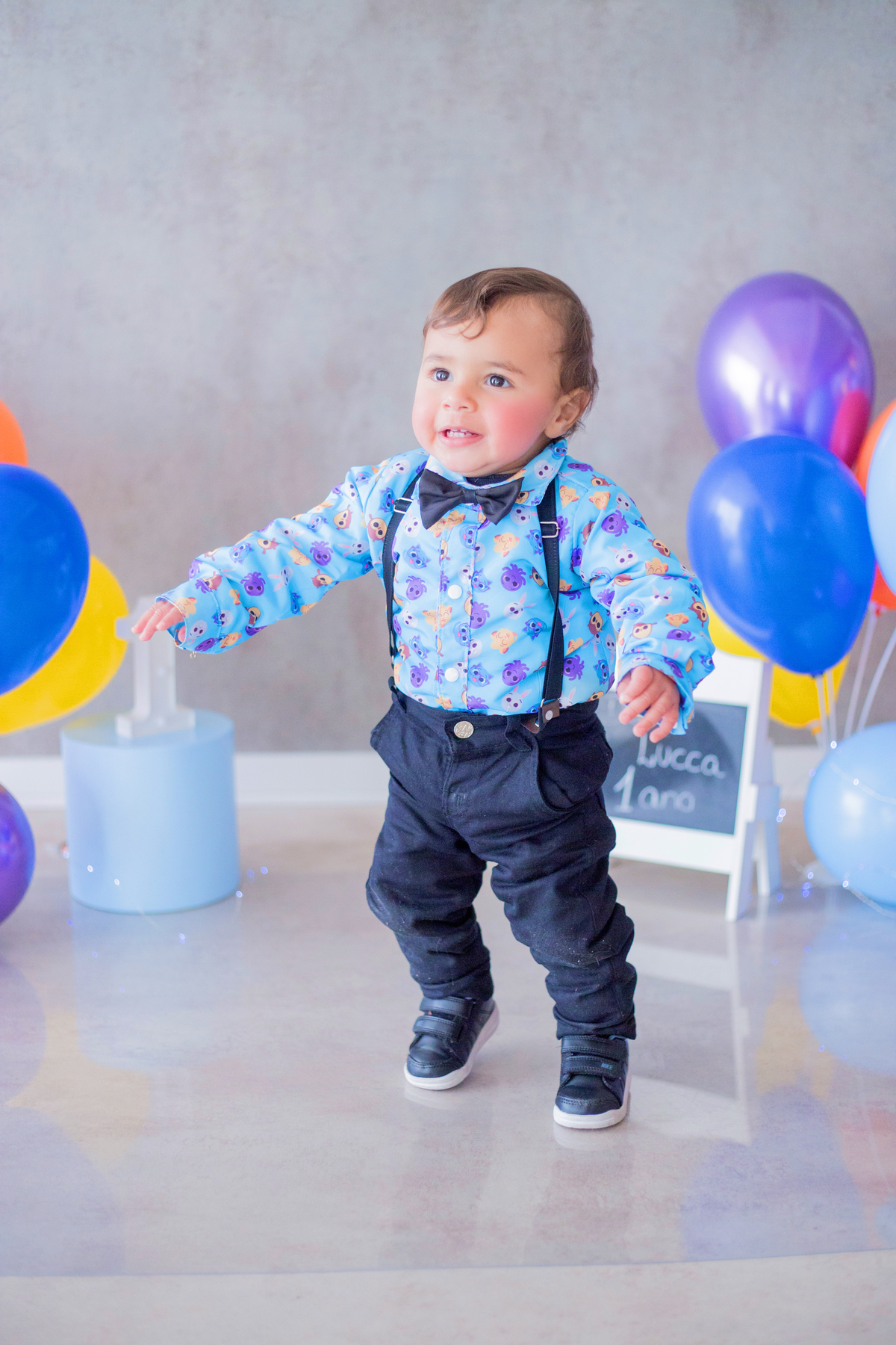 acompanhamento mensal de bebe caxias do sul figurino cenario tematico  personagem foto infantil serra gaucha fotografia familia mundo azul rosa ensaio fotografico crianca newborn baby menino menina smash the cake esmague o bolo banheira urso circo