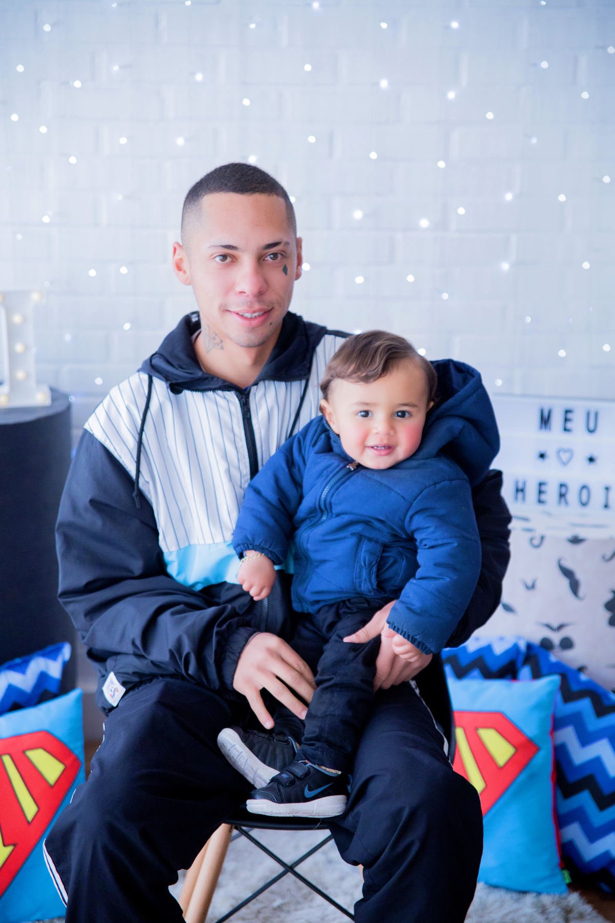 acompanhamento mensal de bebe caxias do sul figurino cenario tematico  personagem foto infantil serra gaucha fotografia familia mundo azul rosa ensaio fotografico crianca newborn baby menino menina smash the cake esmague o bolo banheira urso circo