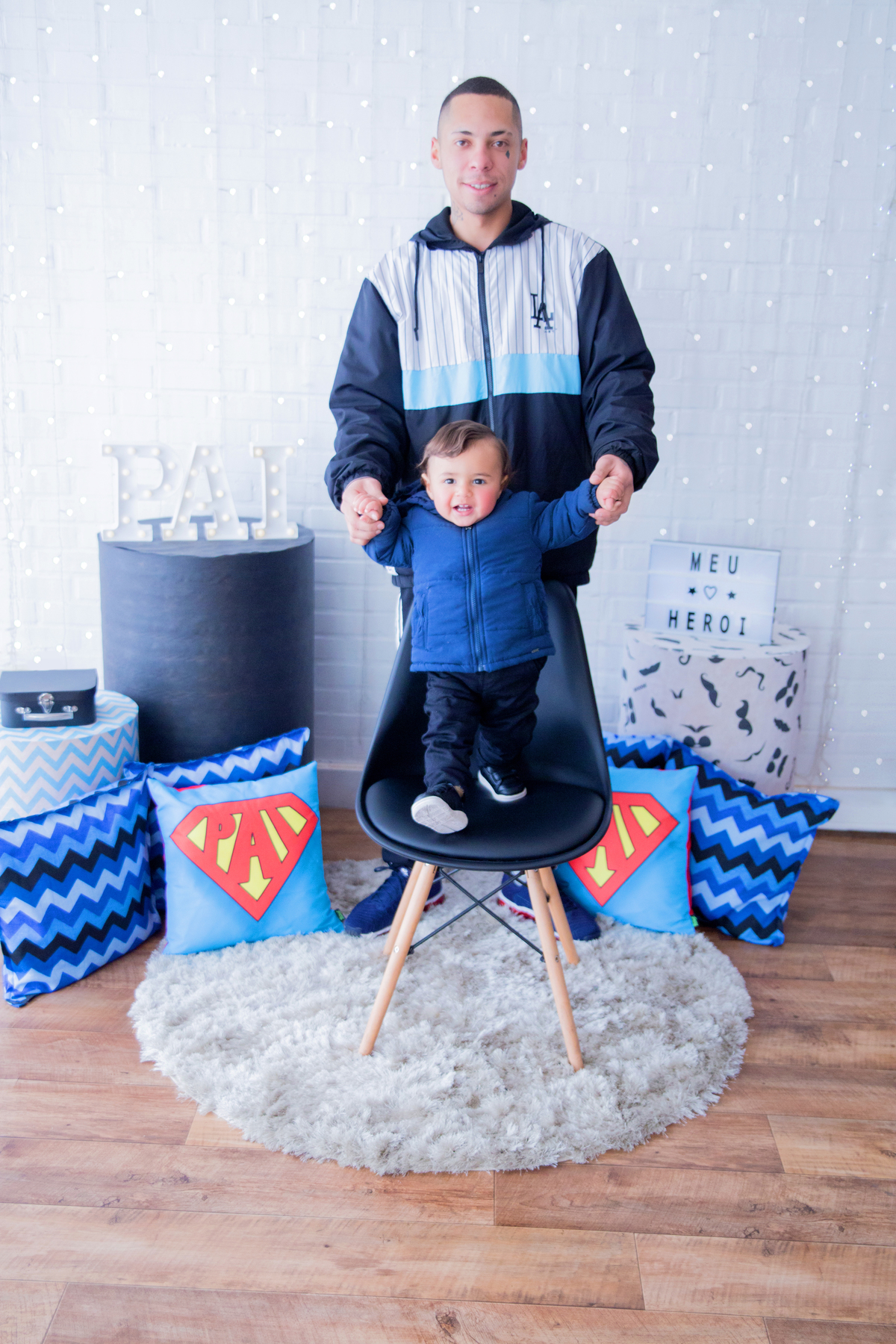 acompanhamento mensal de bebe caxias do sul figurino cenario tematico  personagem foto infantil serra gaucha fotografia familia mundo azul rosa ensaio fotografico crianca newborn baby menino menina smash the cake esmague o bolo banheira urso circo