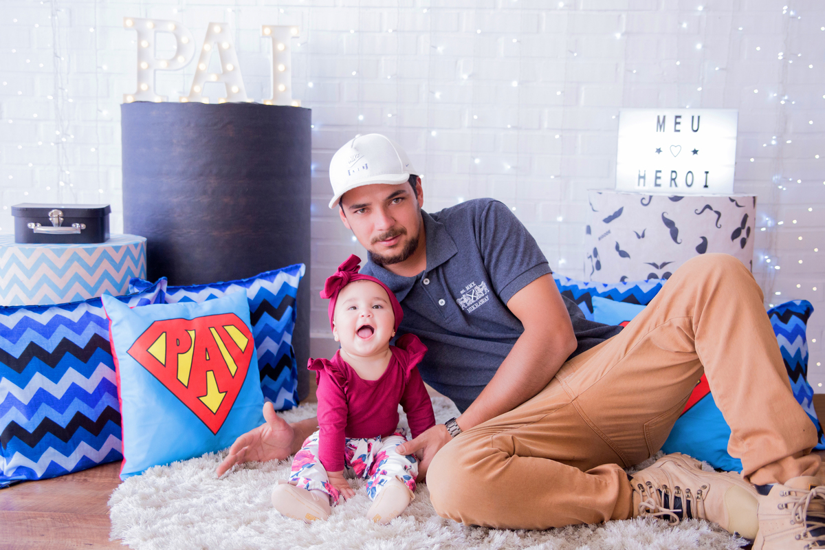 acompanhamento mensal de bebe caxias do sul figurino cenario tematico  personagem foto infantil serra gaucha fotografia familia mundo azul rosa ensaio fotografico crianca newborn baby menino menina smash the cake esmague o bolo banheira urso circo
