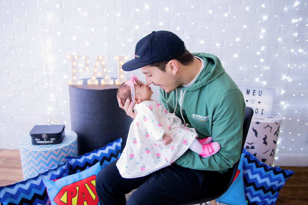 acompanhamento mensal de bebe caxias do sul figurino cenario tematico  personagem foto infantil serra gaucha fotografia familia mundo azul rosa ensaio fotografico crianca newborn baby menino menina smash the cake esmague o bolo banheira urso circo