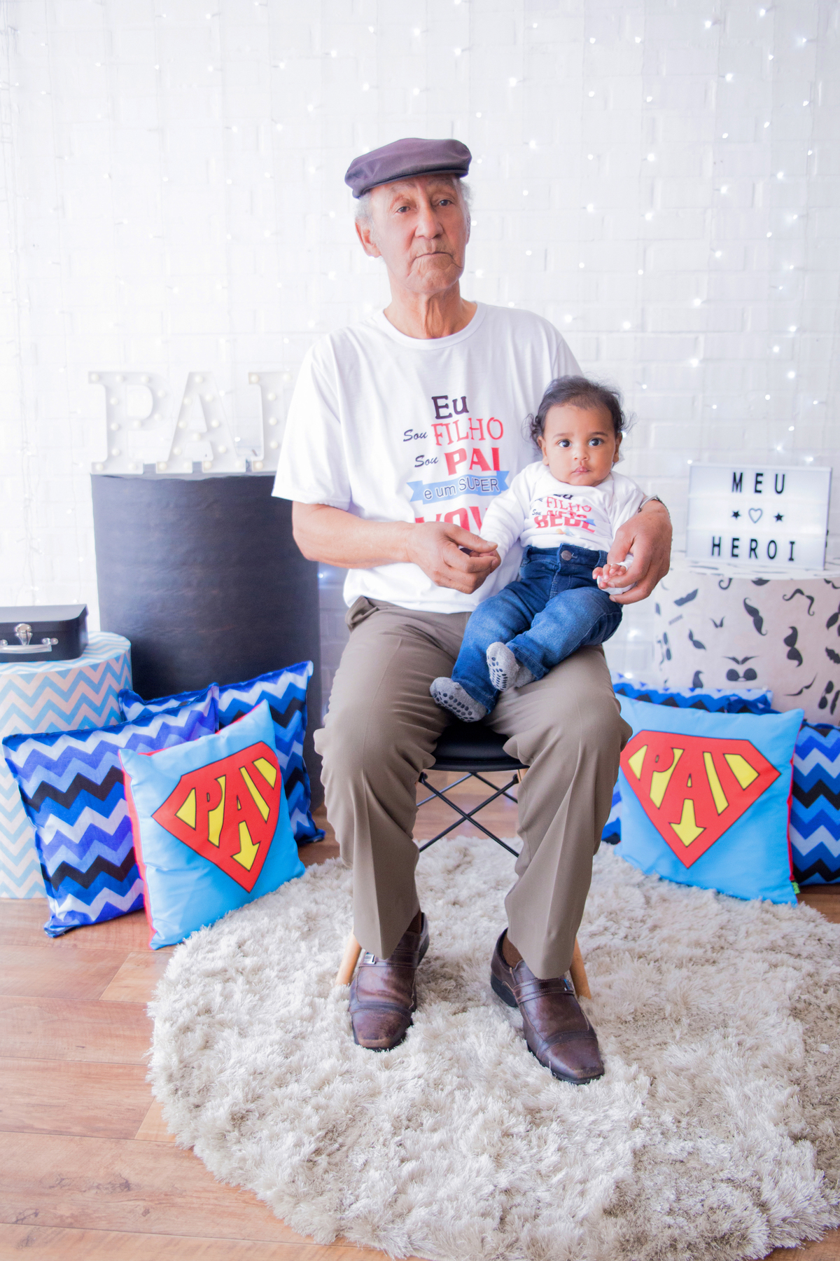 acompanhamento mensal de bebe caxias do sul figurino cenario tematico  personagem foto infantil serra gaucha fotografia familia mundo azul rosa ensaio fotografico crianca newborn baby menino menina smash the cake esmague o bolo banheira urso circo