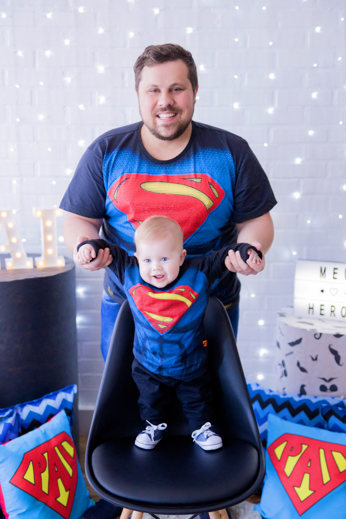 acompanhamento mensal de bebe caxias do sul figurino cenario tematico  personagem foto infantil serra gaucha fotografia familia mundo azul rosa ensaio fotografico crianca newborn baby menino menina smash the cake esmague o bolo banheira urso circo