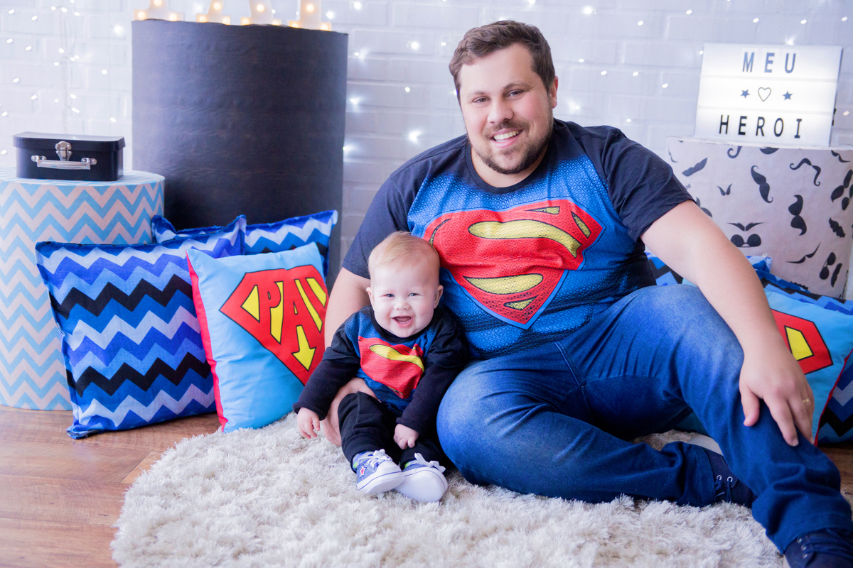 acompanhamento mensal de bebe caxias do sul figurino cenario tematico  personagem foto infantil serra gaucha fotografia familia mundo azul rosa ensaio fotografico crianca newborn baby menino menina smash the cake esmague o bolo banheira urso circo
