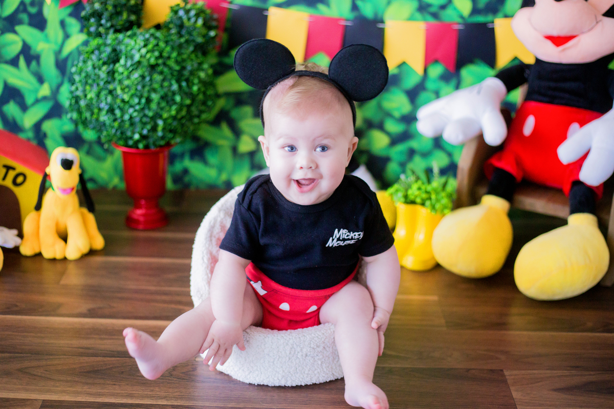 acompanhamento mensal de bebe caxias do sul figurino cenario tematico  personagem foto infantil serra gaucha fotografia familia mundo azul rosa ensaio fotografico crianca newborn baby menino menina smash the cake esmague o bolo banheira urso circo