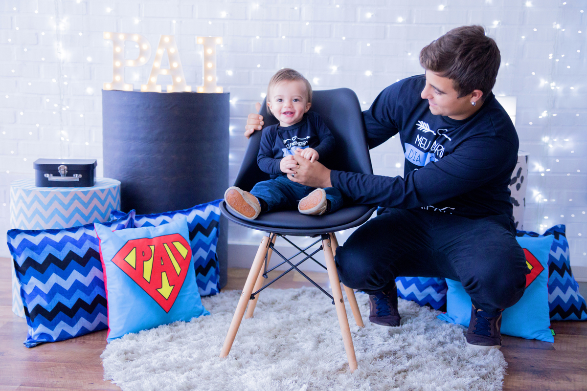 acompanhamento mensal de bebe caxias do sul figurino cenario tematico  personagem foto infantil serra gaucha fotografia familia mundo azul rosa ensaio fotografico crianca newborn baby menino menina smash the cake esmague o bolo banheira urso circo