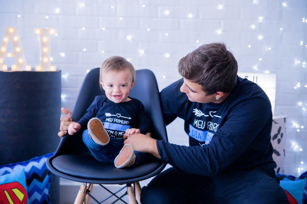 acompanhamento mensal de bebe caxias do sul figurino cenario tematico  personagem foto infantil serra gaucha fotografia familia mundo azul rosa ensaio fotografico crianca newborn baby menino menina smash the cake esmague o bolo banheira urso circo