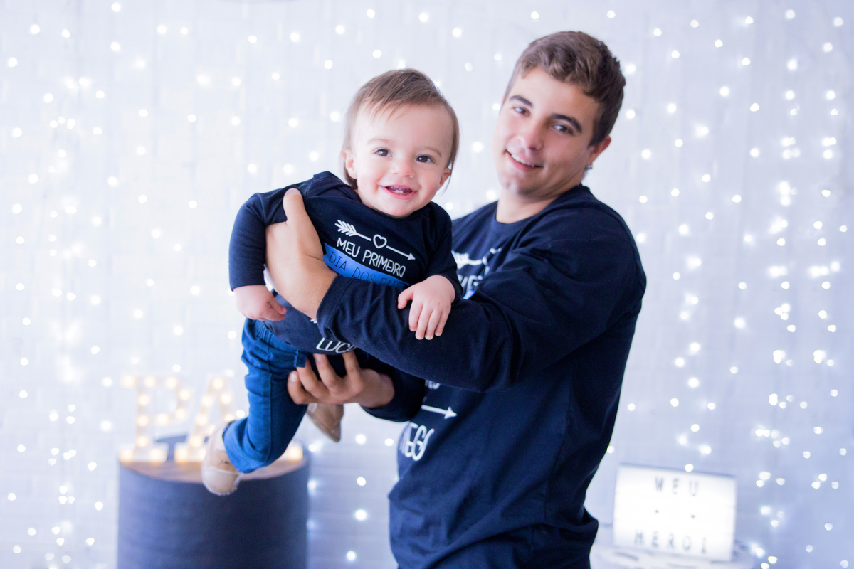 acompanhamento mensal de bebe caxias do sul figurino cenario tematico  personagem foto infantil serra gaucha fotografia familia mundo azul rosa ensaio fotografico crianca newborn baby menino menina smash the cake esmague o bolo banheira urso circo