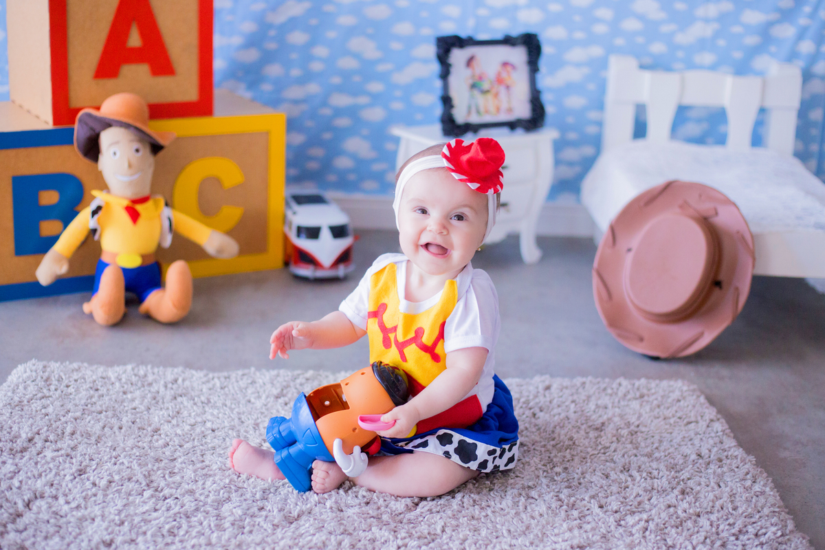 acompanhamento mensal de bebe caxias do sul figurino cenario tematico  personagem foto infantil serra gaucha fotografia familia mundo azul rosa ensaio fotografico crianca newborn baby menino menina smash the cake esmague o bolo banheira urso circo