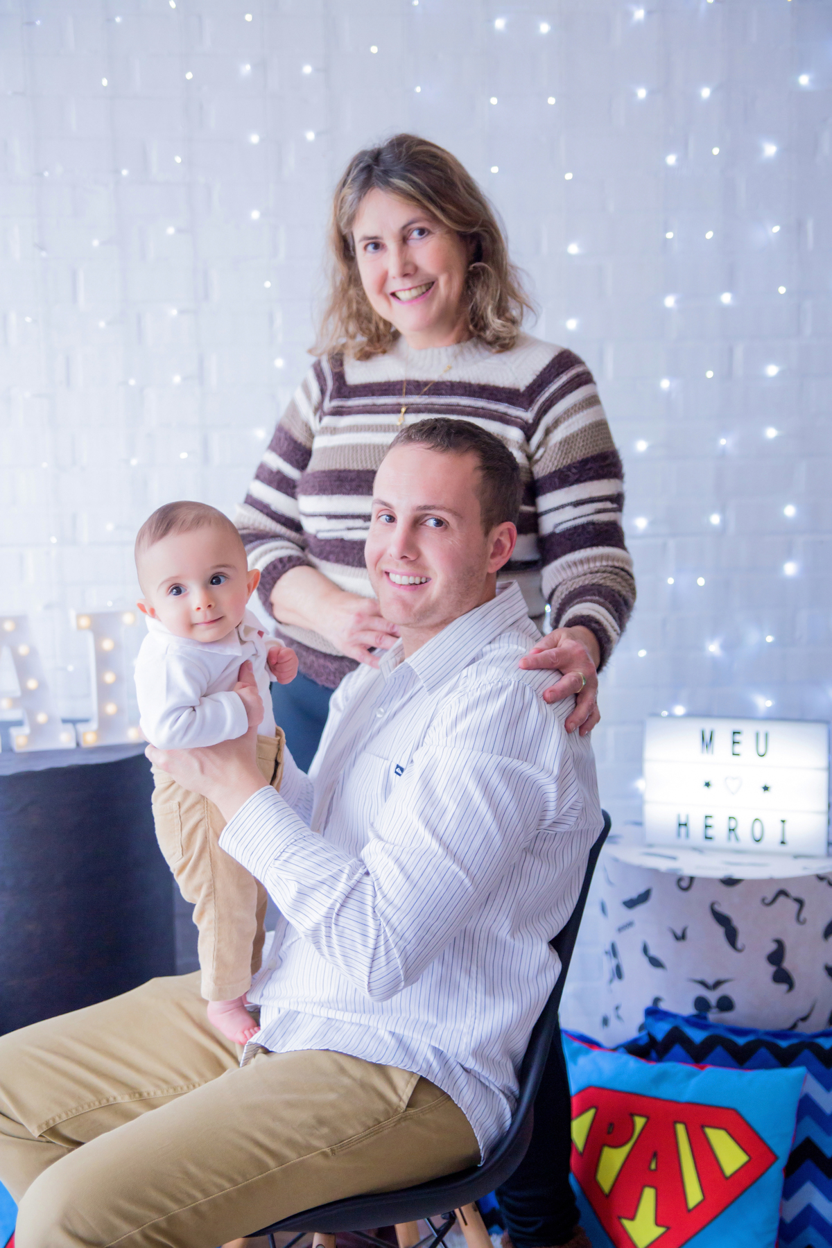 acompanhamento mensal de bebe caxias do sul figurino cenario tematico  personagem foto infantil serra gaucha fotografia familia mundo azul rosa ensaio fotografico crianca newborn baby menino menina smash the cake esmague o bolo banheira urso circo