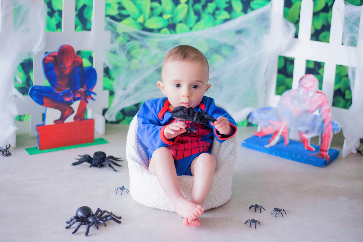 acompanhamento mensal de bebe caxias do sul figurino cenario tematico  personagem foto infantil serra gaucha fotografia familia mundo azul rosa ensaio fotografico crianca newborn baby menino menina smash the cake esmague o bolo banheira urso circo