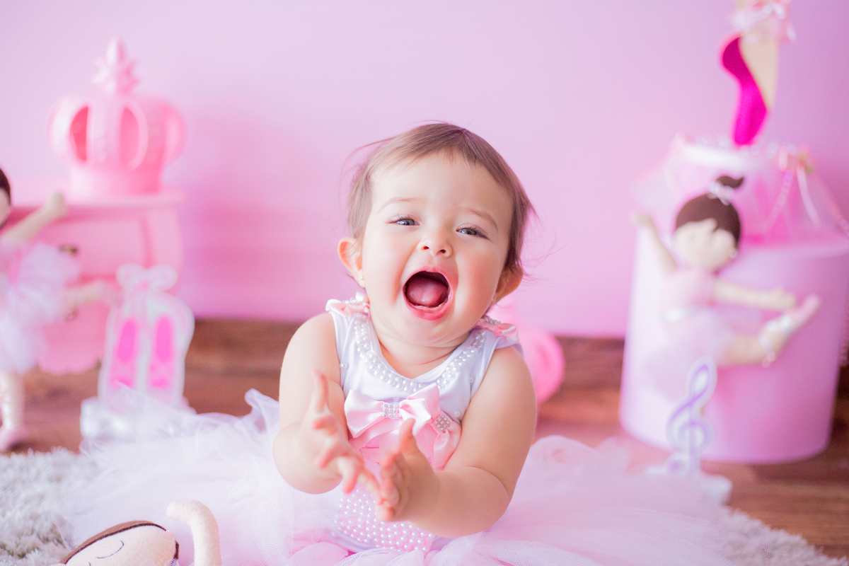 acompanhamento mensal de bebe caxias do sul figurino cenario tematico  personagem foto infantil serra gaucha fotografia familia mundo azul rosa ensaio fotografico crianca newborn baby menino menina smash the cake esmague o bolo banheira urso circo