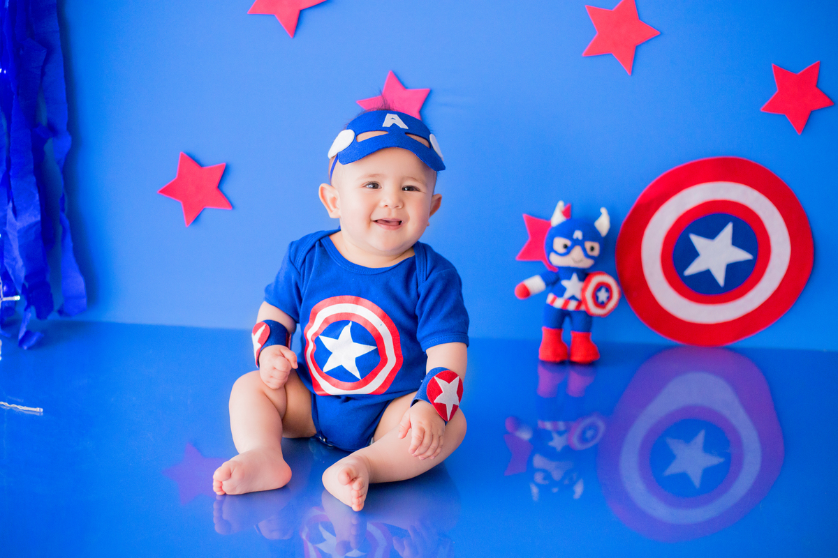 acompanhamento mensal de bebe caxias do sul figurino cenario tematico  personagem foto infantil serra gaucha fotografia familia mundo azul rosa ensaio fotografico crianca newborn baby menino menina smash the cake esmague o bolo banheira urso circo