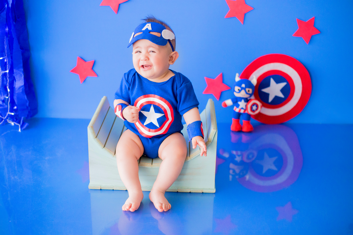 acompanhamento mensal de bebe caxias do sul figurino cenario tematico  personagem foto infantil serra gaucha fotografia familia mundo azul rosa ensaio fotografico crianca newborn baby menino menina smash the cake esmague o bolo banheira urso circo