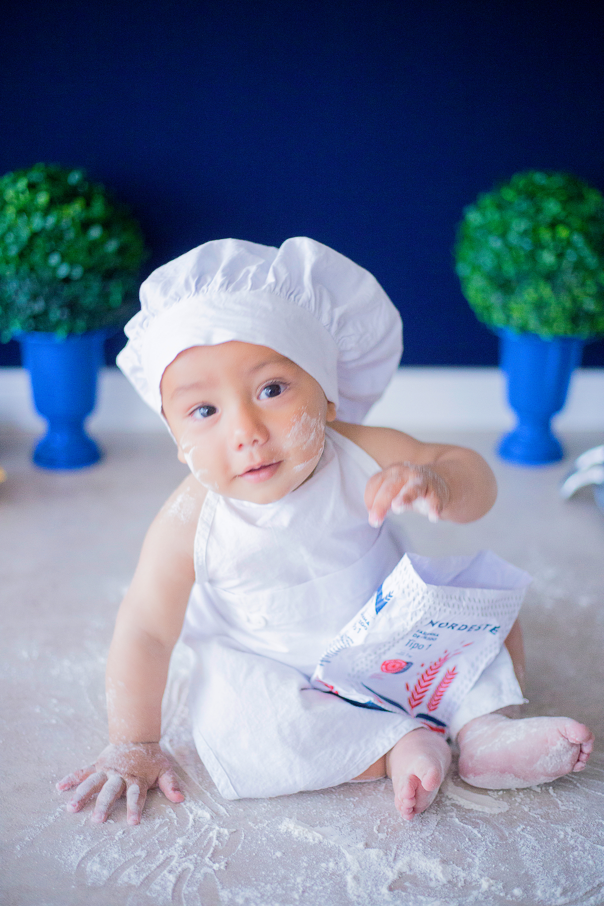 acompanhamento mensal de bebe caxias do sul figurino cenario tematico  personagem foto infantil serra gaucha fotografia familia mundo azul rosa ensaio fotografico crianca newborn baby menino menina smash the cake esmague o bolo banheira urso circo