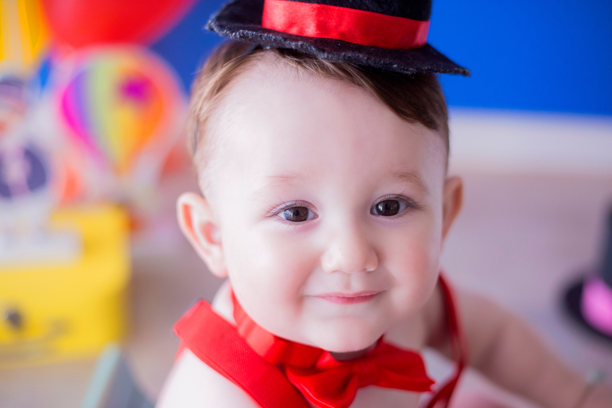 acompanhamento mensal de bebe caxias do sul figurino cenario tematico  personagem foto infantil serra gaucha fotografia familia mundo azul rosa ensaio fotografico crianca newborn baby menino menina smash the cake esmague o bolo banheira urso circo