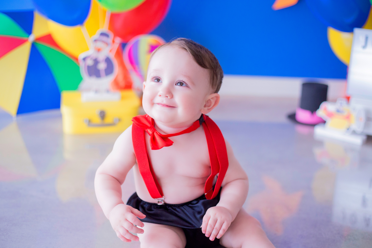 acompanhamento mensal de bebe caxias do sul figurino cenario tematico  personagem foto infantil serra gaucha fotografia familia mundo azul rosa ensaio fotografico crianca newborn baby menino menina smash the cake esmague o bolo banheira urso circo
