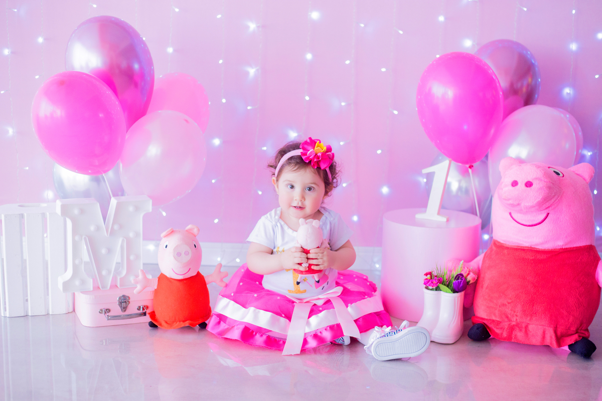 acompanhamento mensal de bebe caxias do sul figurino cenario tematico  personagem foto infantil serra gaucha fotografia familia mundo azul rosa ensaio fotografico crianca newborn baby menino menina smash the cake esmague o bolo banheira urso circo