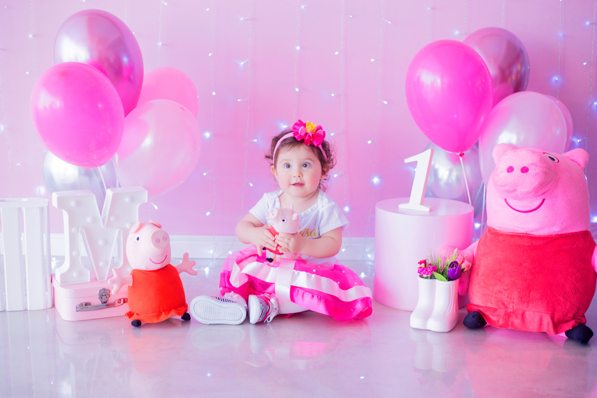 acompanhamento mensal de bebe caxias do sul figurino cenario tematico  personagem foto infantil serra gaucha fotografia familia mundo azul rosa ensaio fotografico crianca newborn baby menino menina smash the cake esmague o bolo banheira urso circo