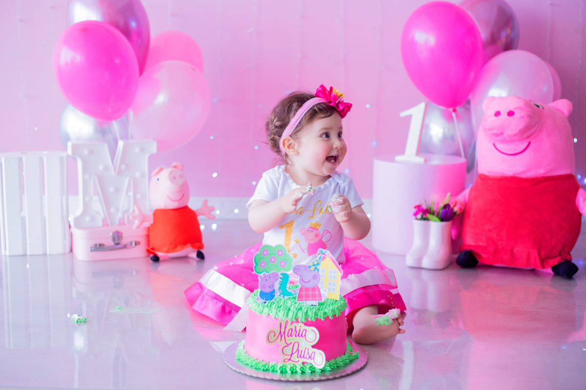 acompanhamento mensal de bebe caxias do sul figurino cenario tematico  personagem foto infantil serra gaucha fotografia familia mundo azul rosa ensaio fotografico crianca newborn baby menino menina smash the cake esmague o bolo banheira urso circo