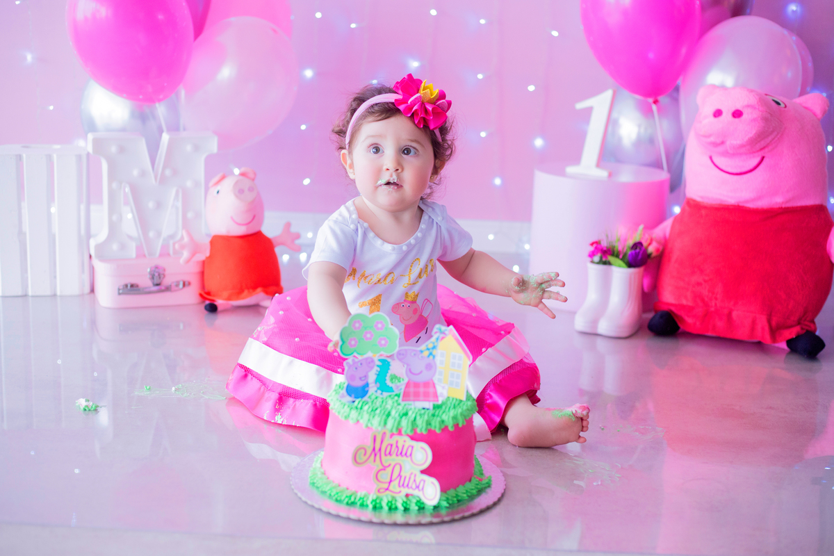 acompanhamento mensal de bebe caxias do sul figurino cenario tematico  personagem foto infantil serra gaucha fotografia familia mundo azul rosa ensaio fotografico crianca newborn baby menino menina smash the cake esmague o bolo banheira urso circo