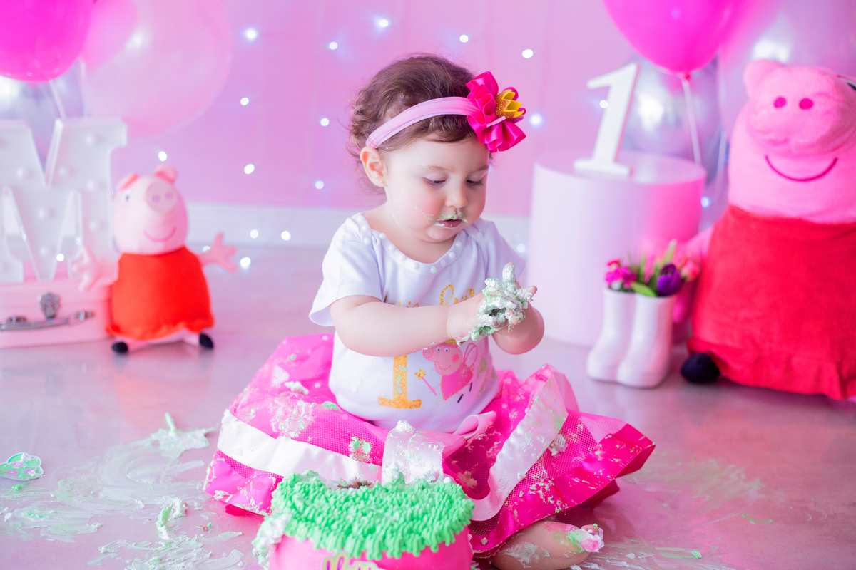 acompanhamento mensal de bebe caxias do sul figurino cenario tematico  personagem foto infantil serra gaucha fotografia familia mundo azul rosa ensaio fotografico crianca newborn baby menino menina smash the cake esmague o bolo banheira urso circo