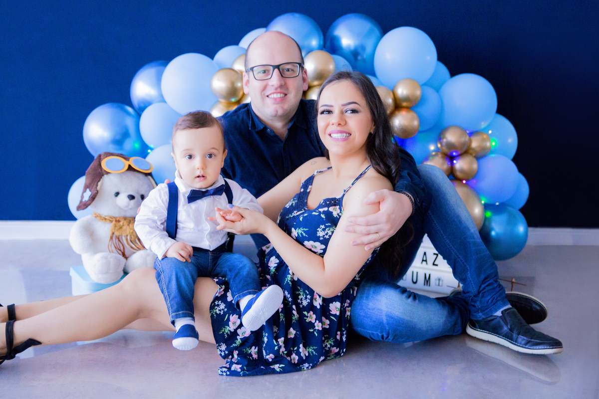 acompanhamento mensal de bebe caxias do sul figurino cenario tematico  personagem foto infantil serra gaucha fotografia familia mundo azul rosa ensaio fotografico crianca newborn baby menino menina smash the cake esmague o bolo banheira urso circo