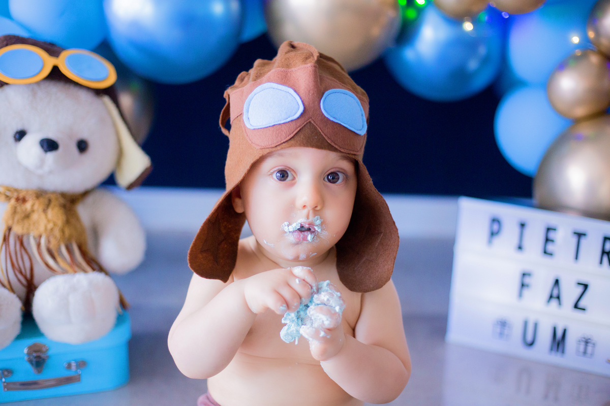acompanhamento mensal de bebe caxias do sul figurino cenario tematico  personagem foto infantil serra gaucha fotografia familia mundo azul rosa ensaio fotografico crianca newborn baby menino menina smash the cake esmague o bolo banheira urso circo