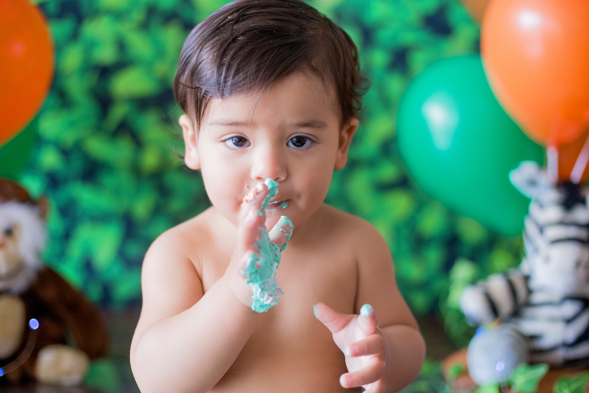 acompanhamento mensal de bebe caxias do sul figurino cenario tematico  personagem foto infantil serra gaucha fotografia familia mundo azul rosa ensaio fotografico crianca newborn baby menino menina smash the cake esmague o bolo banheira urso circo