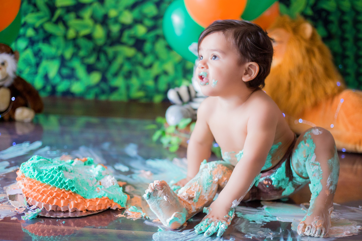 acompanhamento mensal de bebe caxias do sul figurino cenario tematico  personagem foto infantil serra gaucha fotografia familia mundo azul rosa ensaio fotografico crianca newborn baby menino menina smash the cake esmague o bolo banheira urso circo