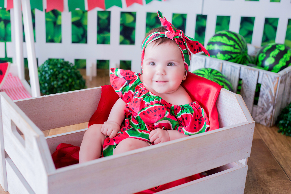 acompanhamento mensal de bebe caxias do sul figurino cenario tematico  personagem foto infantil serra gaucha fotografia familia mundo azul rosa ensaio fotografico crianca newborn baby menino menina smash the cake esmague o bolo banheira urso circo