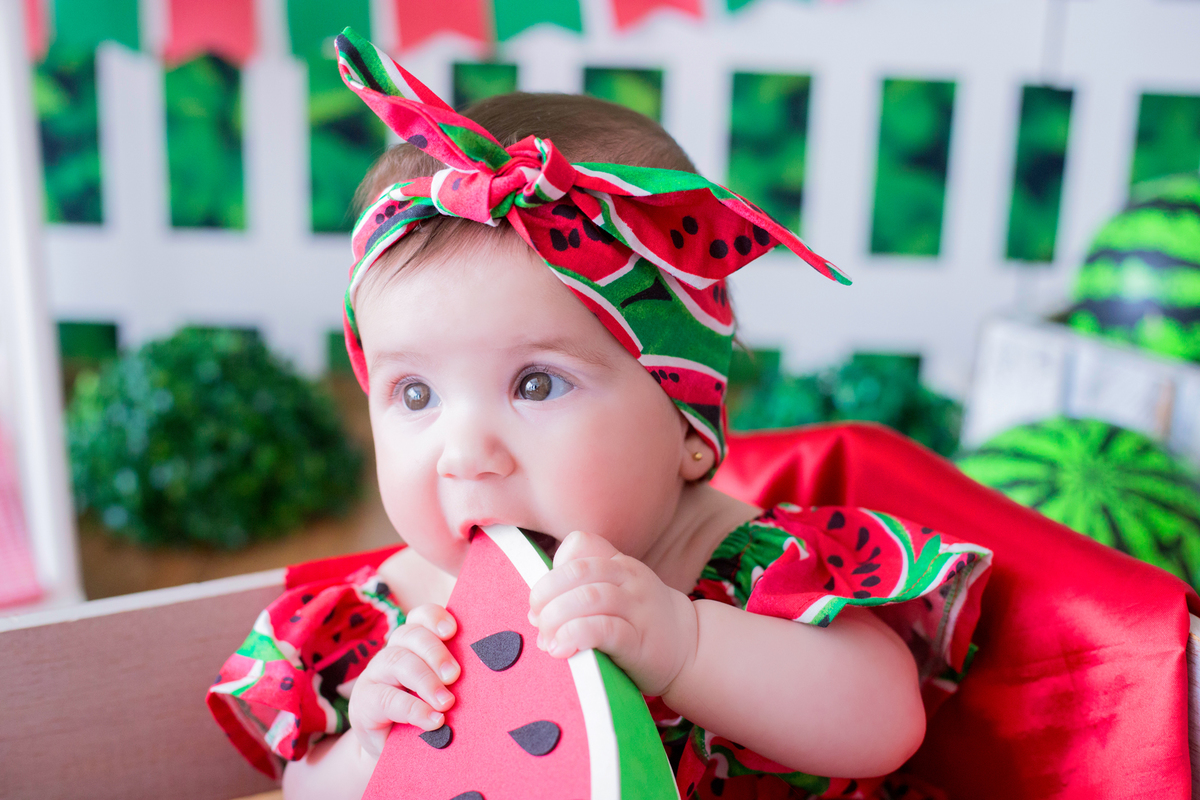 acompanhamento mensal de bebe caxias do sul figurino cenario tematico  personagem foto infantil serra gaucha fotografia familia mundo azul rosa ensaio fotografico crianca newborn baby menino menina smash the cake esmague o bolo banheira urso circo