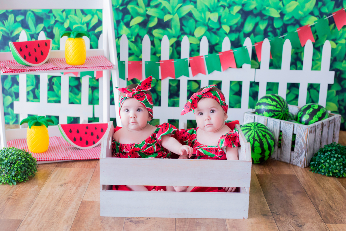 acompanhamento mensal de bebe caxias do sul figurino cenario tematico  personagem foto infantil serra gaucha fotografia familia mundo azul rosa ensaio fotografico crianca newborn baby menino menina smash the cake esmague o bolo banheira urso circo