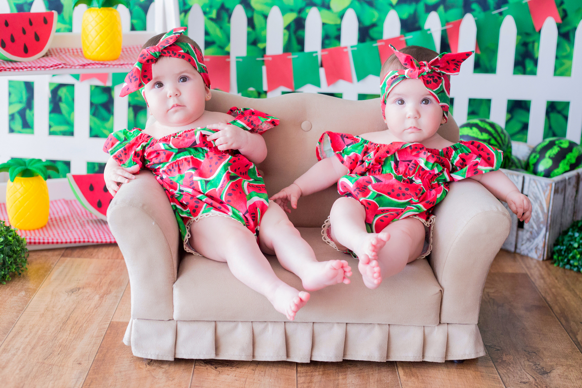 acompanhamento mensal de bebe caxias do sul figurino cenario tematico  personagem foto infantil serra gaucha fotografia familia mundo azul rosa ensaio fotografico crianca newborn baby menino menina smash the cake esmague o bolo banheira urso circo
