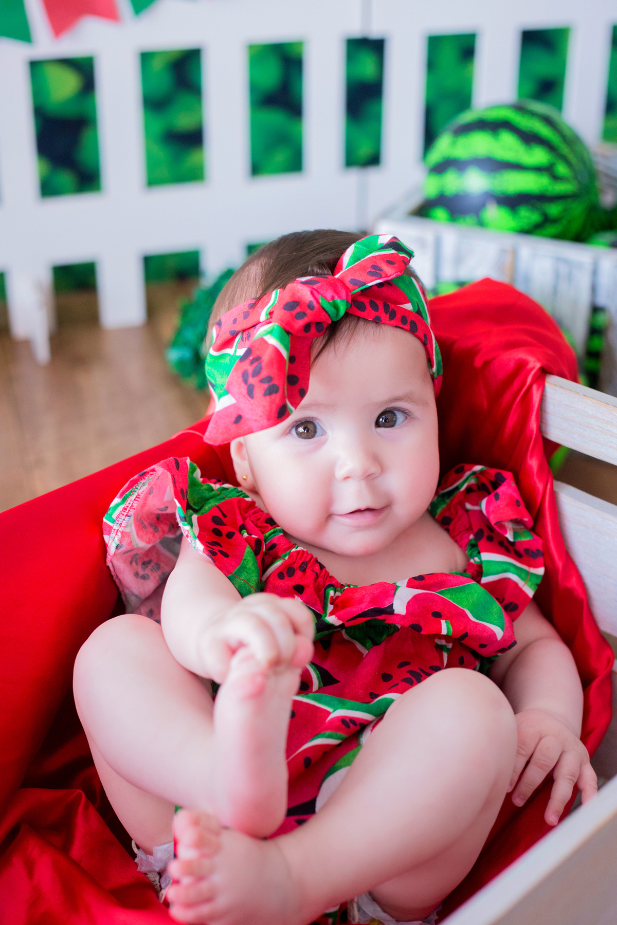 acompanhamento mensal de bebe caxias do sul figurino cenario tematico  personagem foto infantil serra gaucha fotografia familia mundo azul rosa ensaio fotografico crianca newborn baby menino menina smash the cake esmague o bolo banheira urso circo
