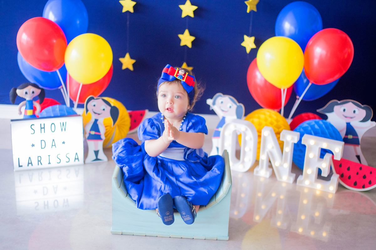 acompanhamento mensal de bebe caxias do sul figurino cenario tematico  personagem foto infantil serra gaucha fotografia familia mundo azul rosa ensaio fotografico crianca newborn baby menino menina smash the cake esmague o bolo banheira urso circo