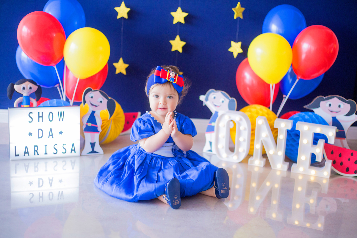 acompanhamento mensal de bebe caxias do sul figurino cenario tematico  personagem foto infantil serra gaucha fotografia familia mundo azul rosa ensaio fotografico crianca newborn baby menino menina smash the cake esmague o bolo banheira urso circo