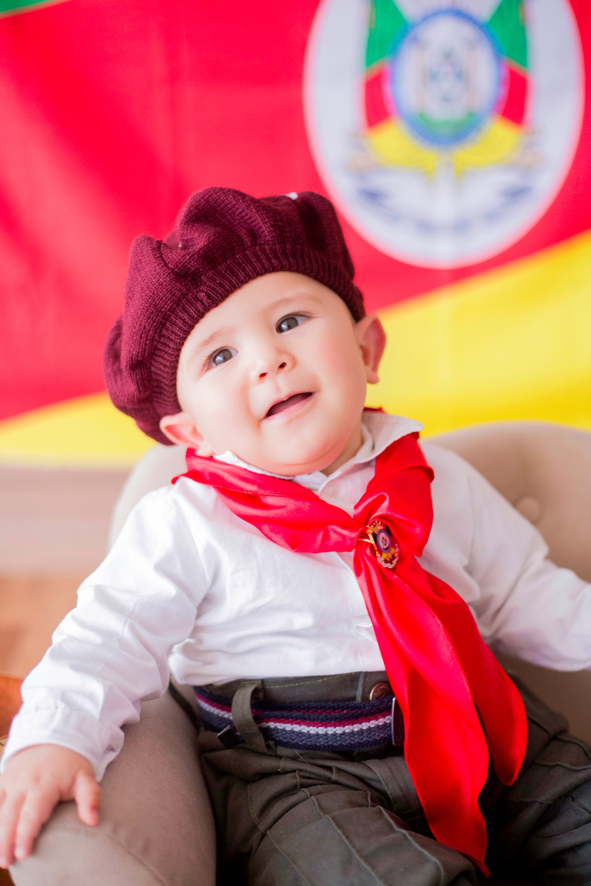 acompanhamento mensal de bebe caxias do sul figurino cenario tematico  personagem foto infantil serra gaucha fotografia familia mundo azul rosa ensaio fotografico crianca newborn baby menino menina smash the cake esmague o bolo banheira urso circo