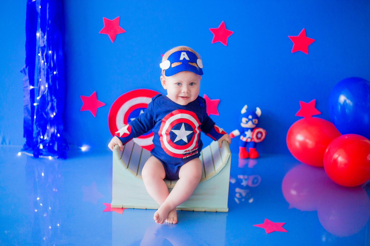 acompanhamento mensal de bebe caxias do sul figurino cenario tematico  personagem foto infantil serra gaucha fotografia familia mundo azul rosa ensaio fotografico crianca newborn baby menino menina smash the cake esmague o bolo banheira urso circo