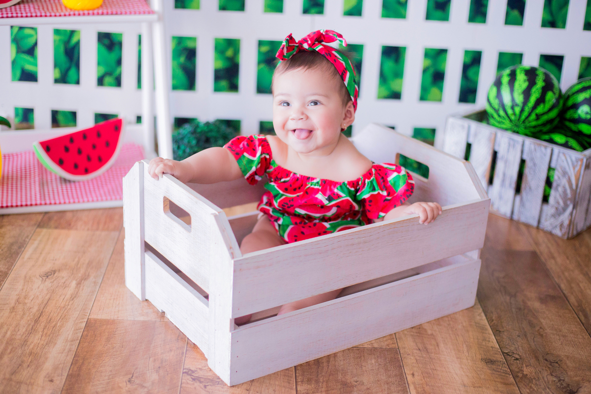 acompanhamento mensal de bebe caxias do sul figurino cenario tematico  personagem foto infantil serra gaucha fotografia familia mundo azul rosa ensaio fotografico crianca newborn baby menino menina smash the cake esmague o bolo banheira urso circo